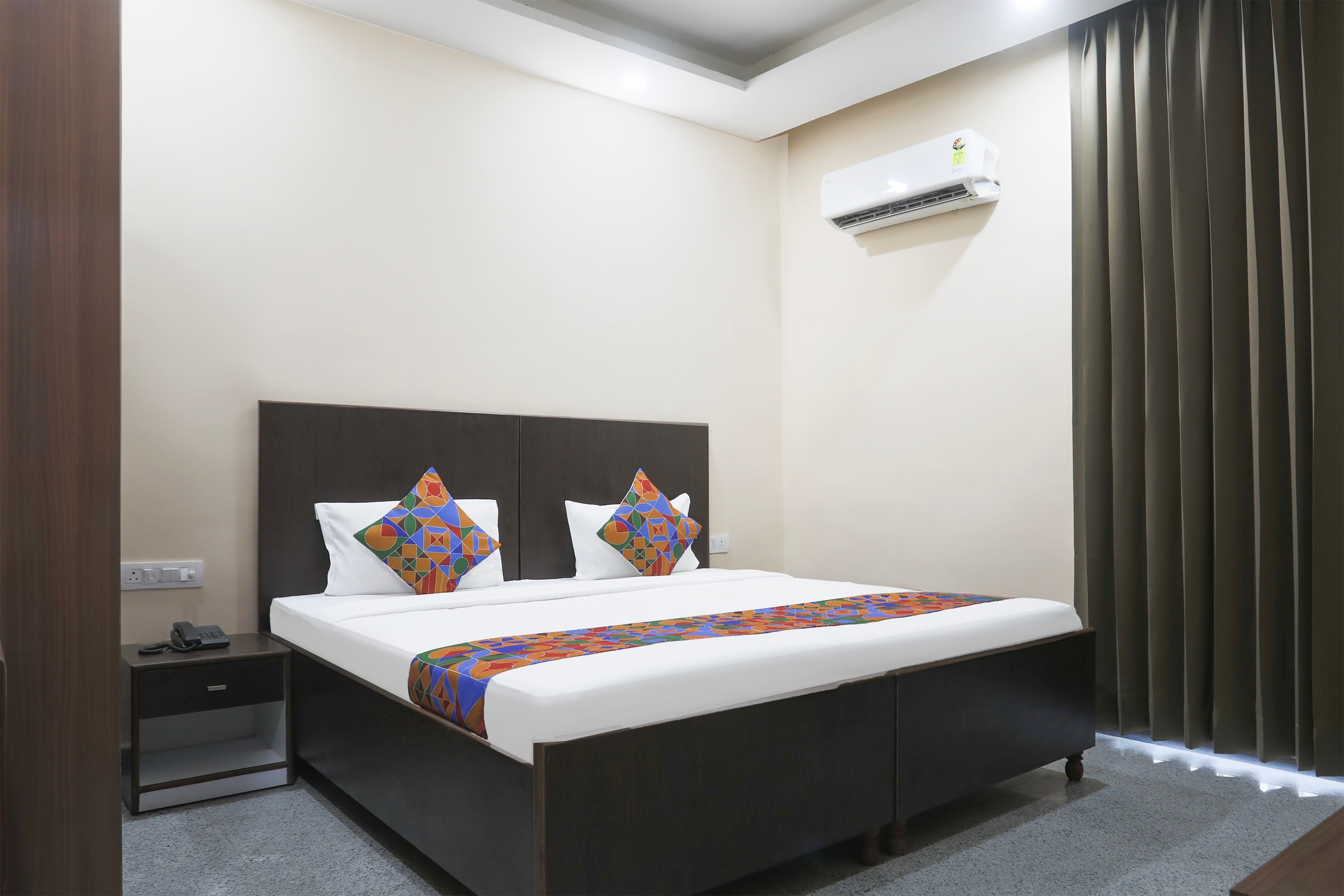 FabHotel Bliss Premium - Tap to explore photos
