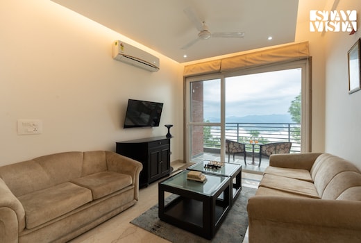 StayVista at Opalite @ The Elmstone - 2 Bedroom Apartment