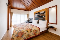 Hotel Himalayan Club, Vikasnagar