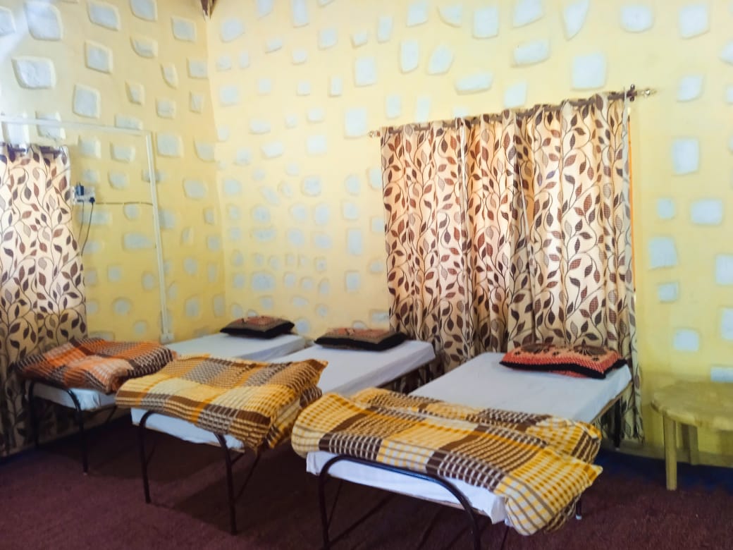 Devalasri Homestay - Tap to explore photos