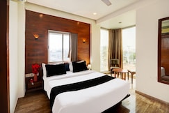 Super Collection O Airport Road Formerly Hotel Kyra, Ahmedabad