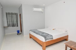 Ahobila Hotel, Nandyal