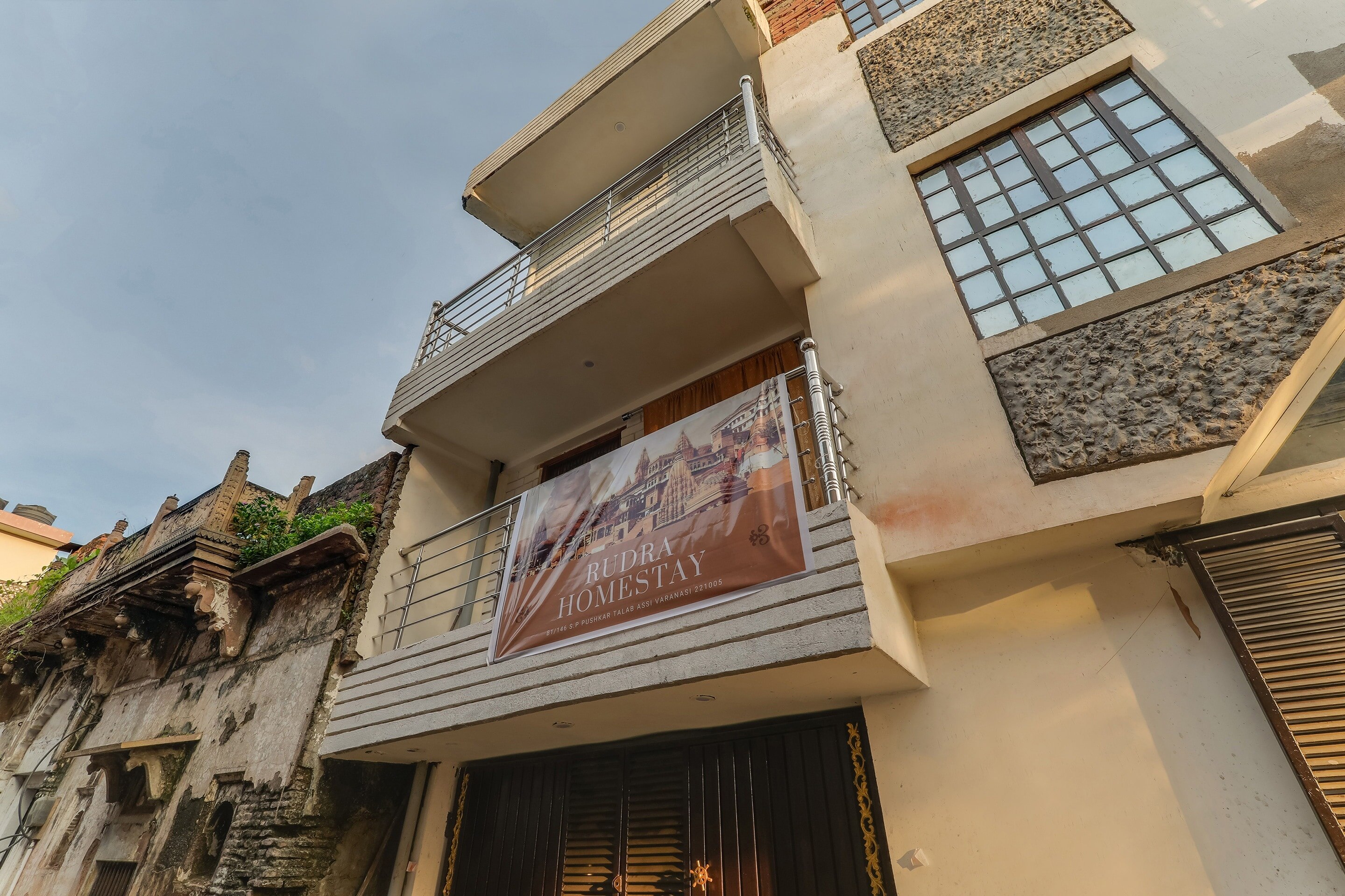 Hotel O Rudra Guest House - Tap to explore photos