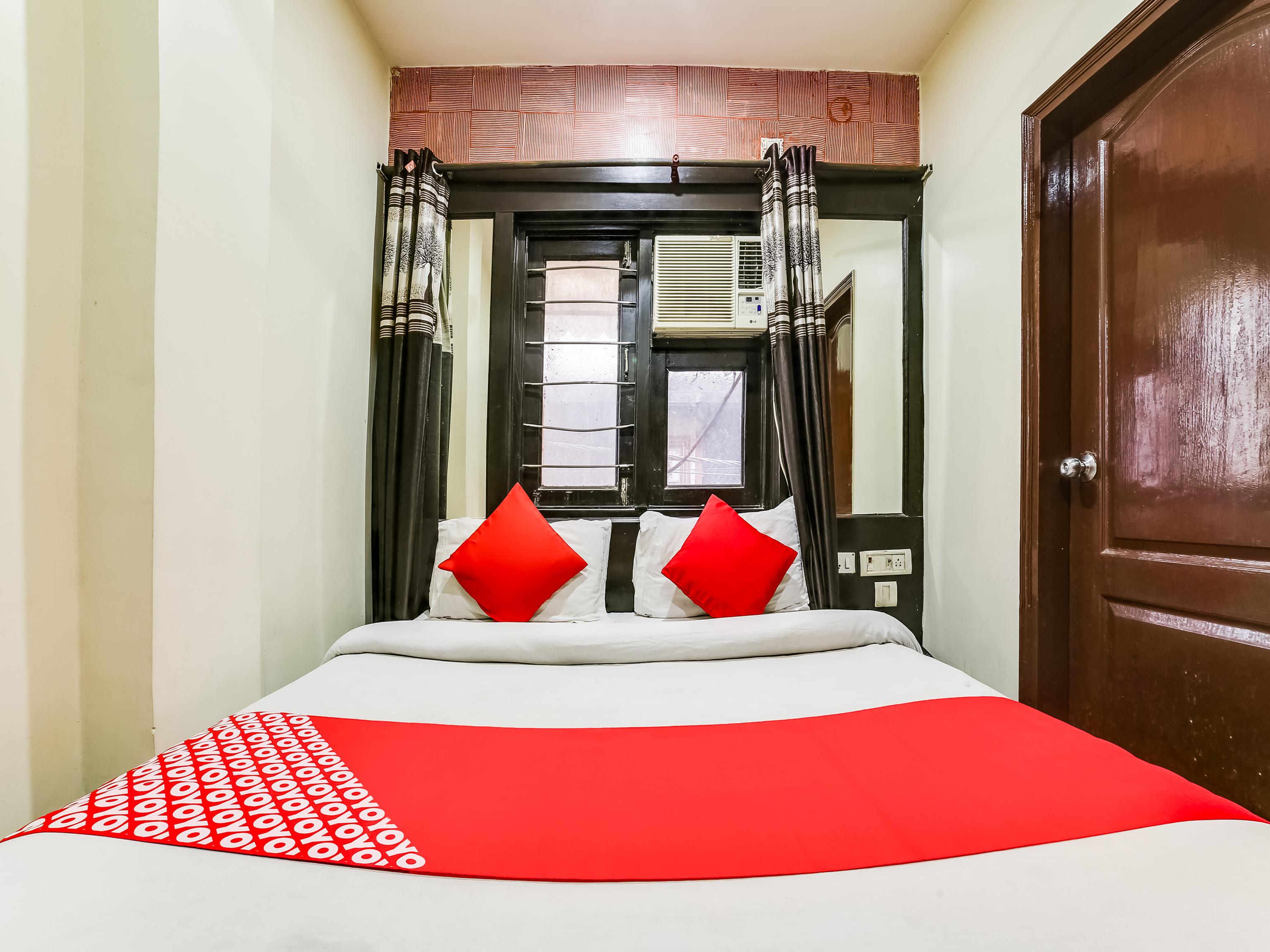 Hotel O Geetanjali Inn - Tap to explore photos