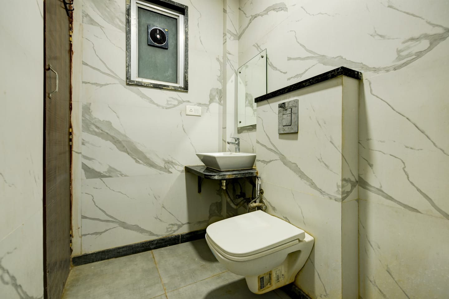 Hotel Sona International - Tap to explore photos
