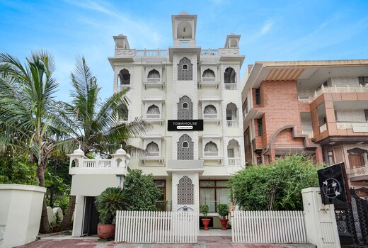 Super Townhouse Durgapura formerly Gumaan Heritage
