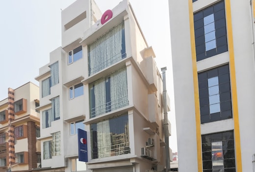 Hotel O Aspiring Inn Jyotirindra Nandi Metro Station