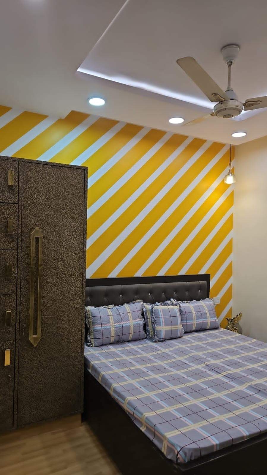 Luxury Apartment, Lajpat Nagar metro - Tap to explore photos
