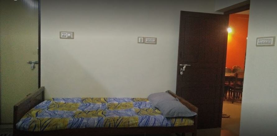 Charisma Home Stay - Tap to explore photos