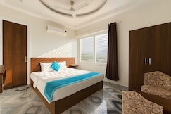 Hotel Yog Safari, Behind Parmarth Niketan, Rishikesh