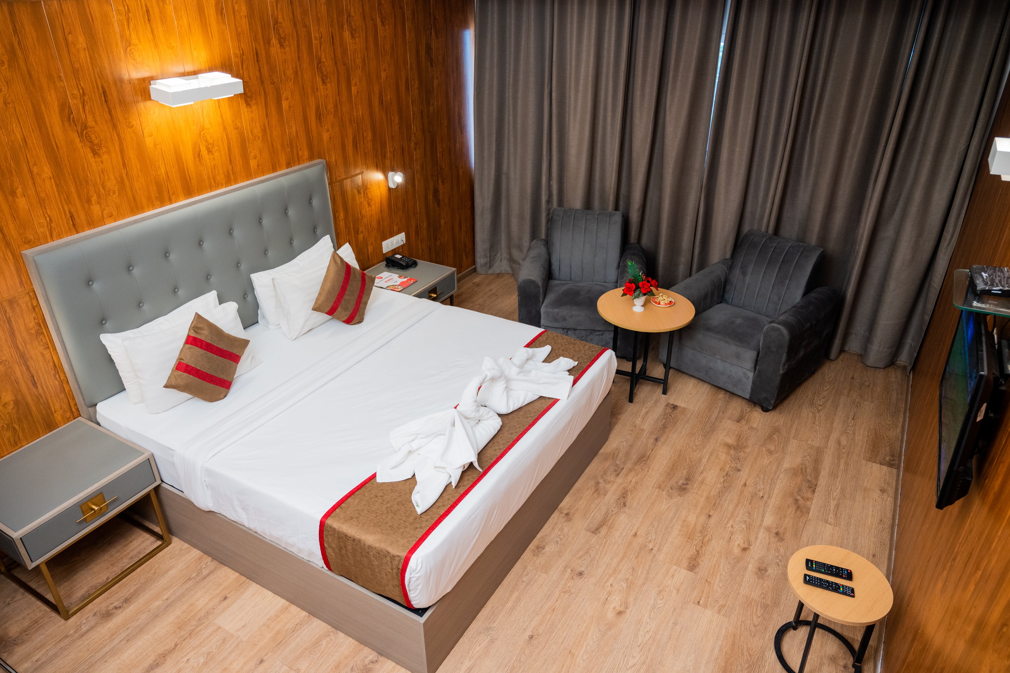 Hotel Asrani International - Tap to explore photos