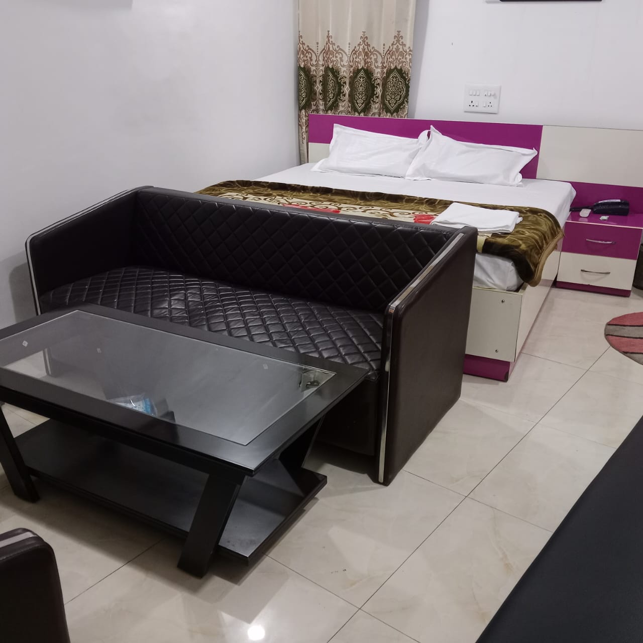 Radhey Radhey Guest House - Tap to explore photos