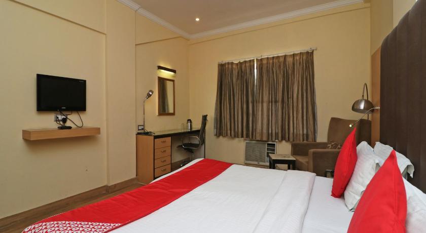 Hotel Siddharth - Tap to explore photos