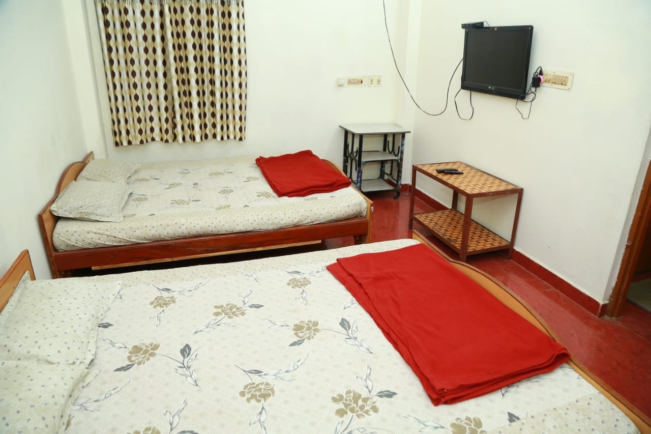 S J R Residency - Yelagiri - Tap to explore photos