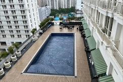 HomeiiHood Stays, Lucknow