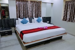 Town Inn near Tank No.3, Kolkata