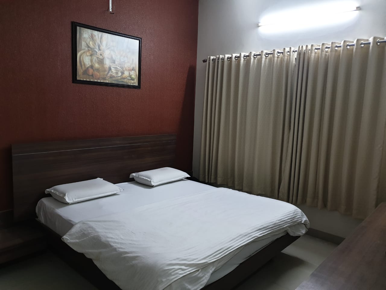 Hotel Mrignayani 4
