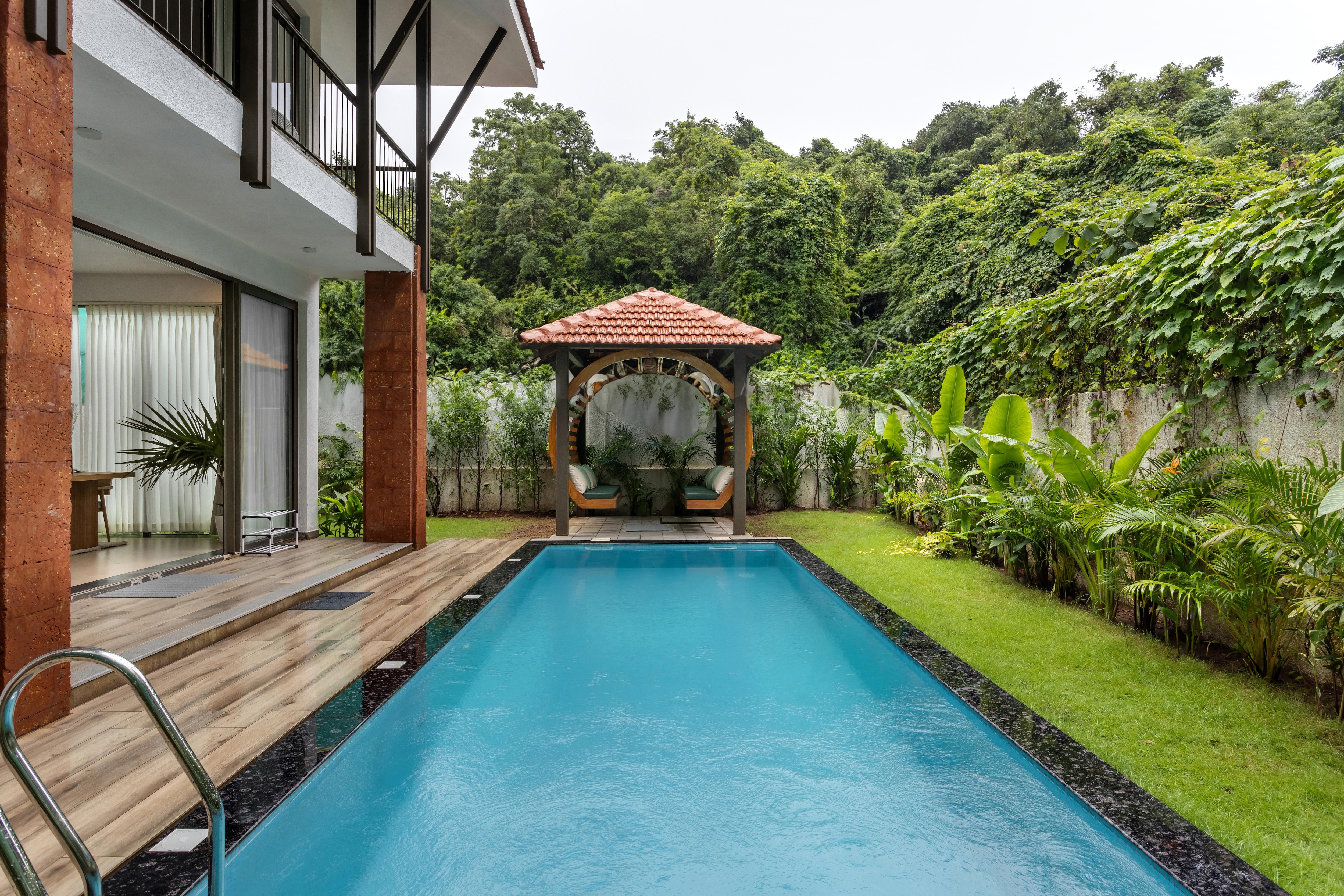Hireavilla | Casa Maxima - 4BHK Pet Freindly Villa with Pool near Coco Beach - Tap to explore photos