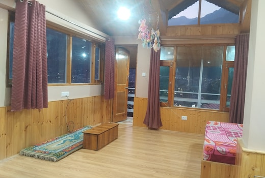 Himalyan Hill s Manali 3