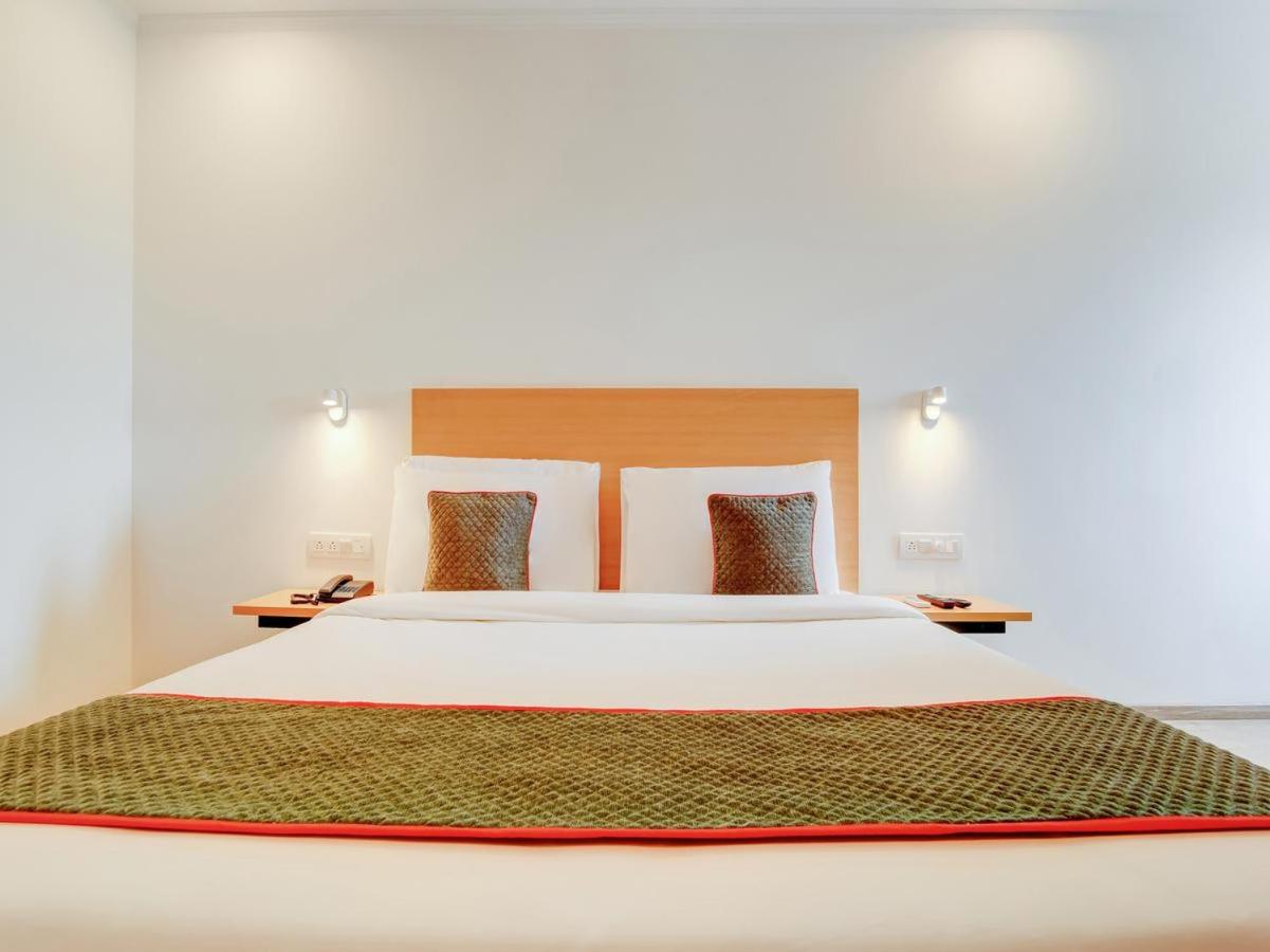 Hotel Chetram Elite - Tap to explore photos