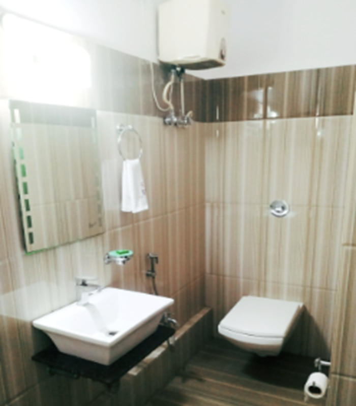 HOTEL VAIBHAV INN - Tap to explore photos