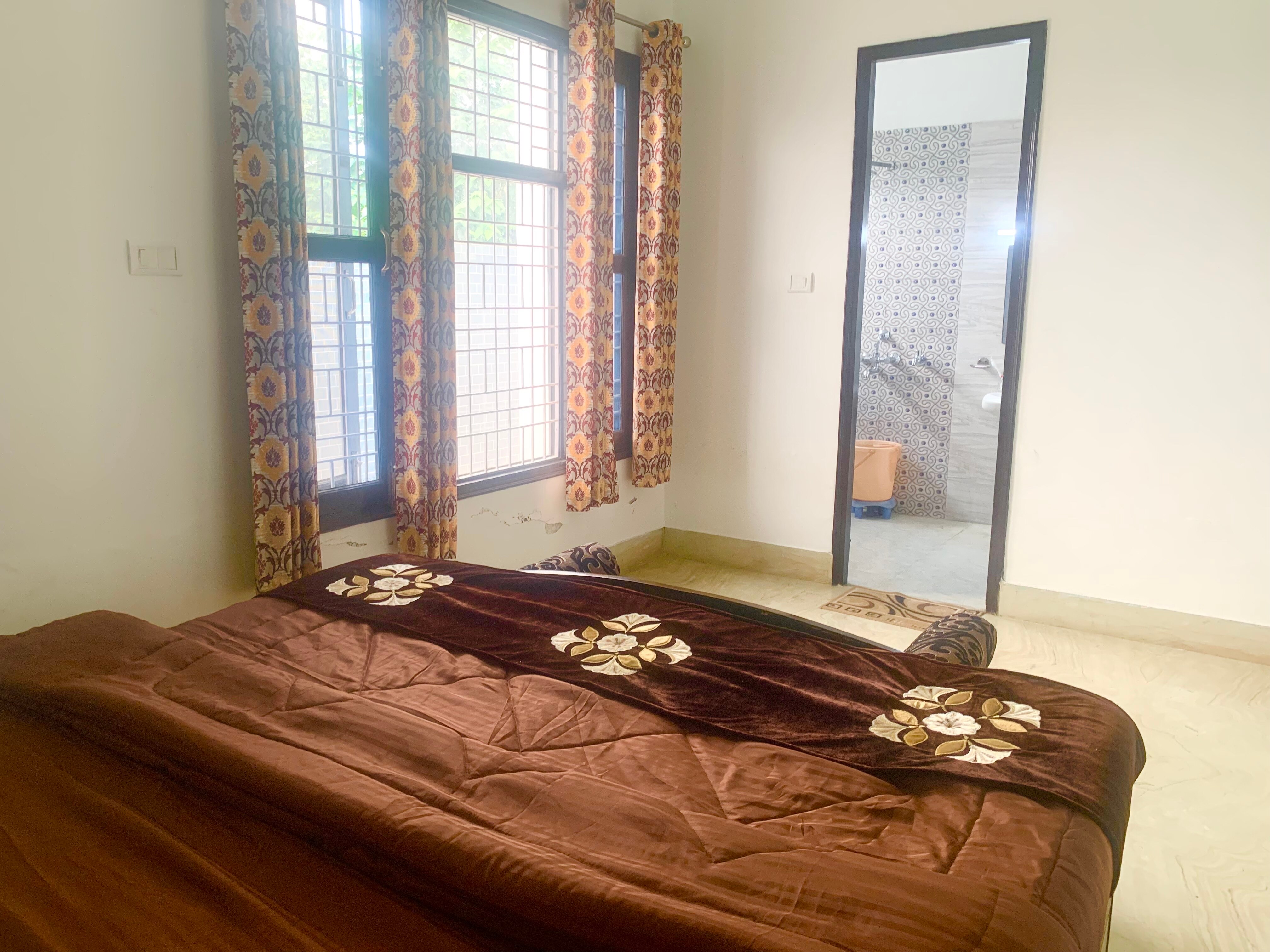 The MoonStone home stay - Tap to explore photos