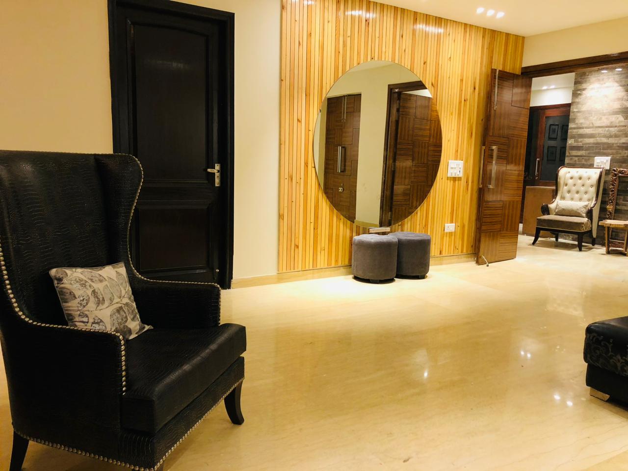 Divine Stay Rajouri Garden - Tap to explore photos
