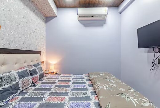 Studio Apartment Near Kokilaben Hospital 1004