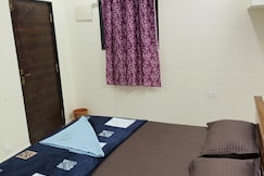 RR SUITES, Kakinada