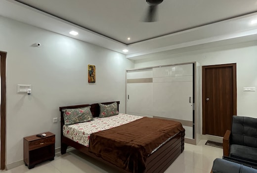 Spacious 3BHK in Kakatiya hills