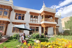 Namra Villa | Majestic Mountains View, Leh