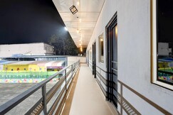 Hotel O The Lotas Gardan, Indore