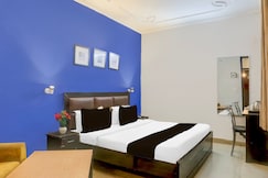OYO Townhouse Anmol Residency Near Saket Metro Delhi, Delhi
