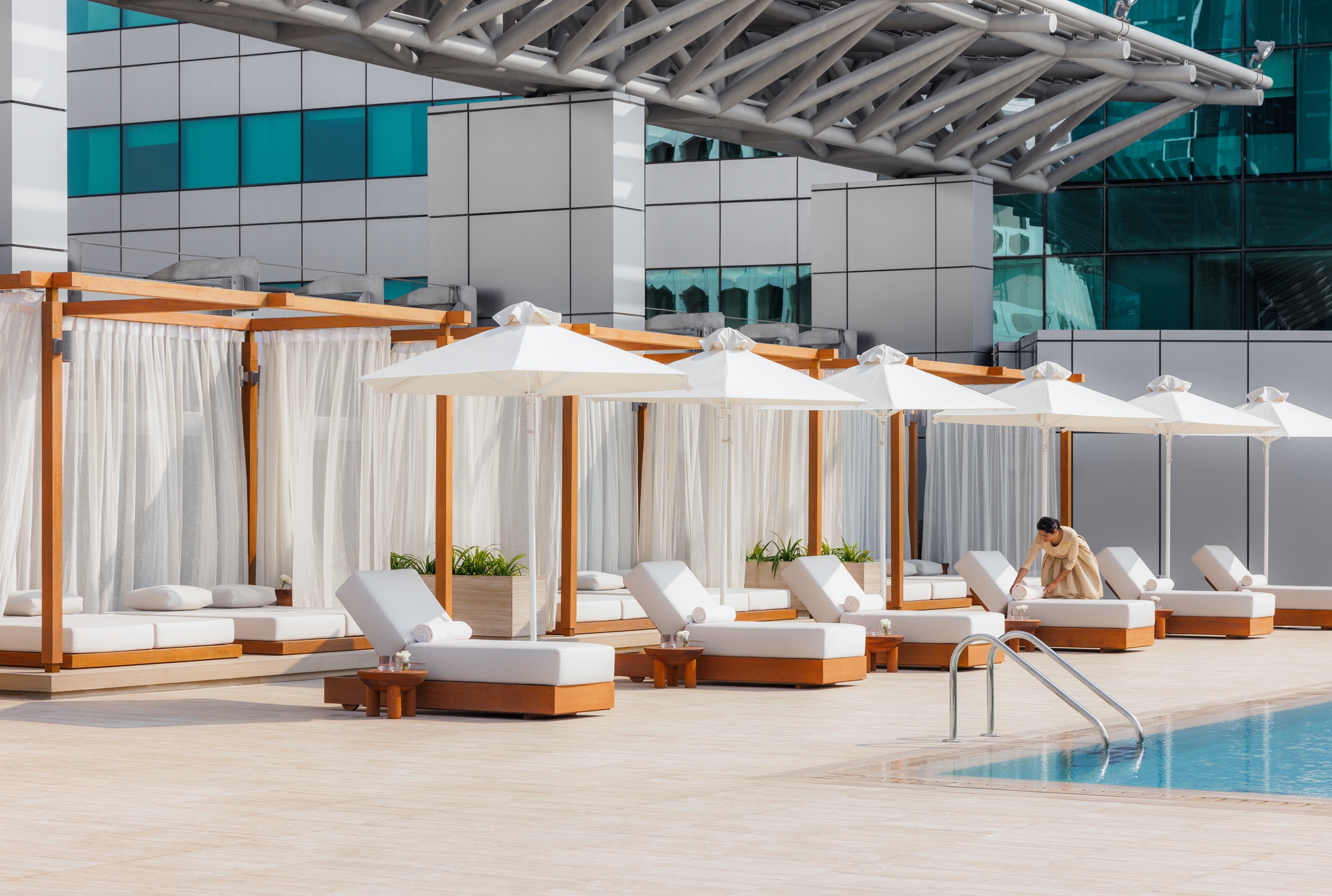 Jumeirah Living World Trade Centre - Tap to explore photos