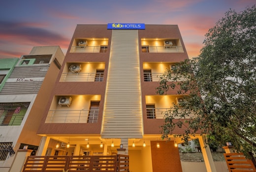 FabHotel Sejour Royal