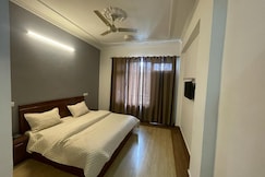 Surya Dev Guest House, Palampur