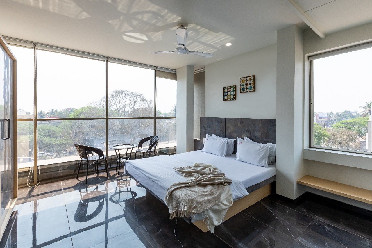 Super Deluxe AC Room 1