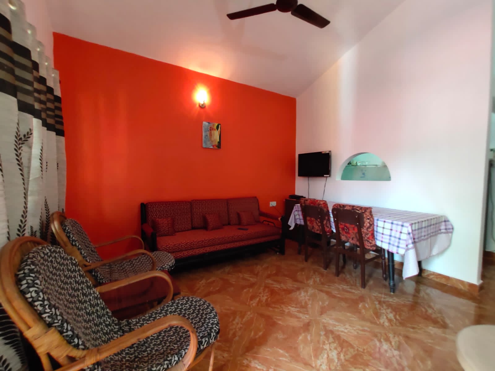 Springfield Villa in Orlim - Tap to explore photos