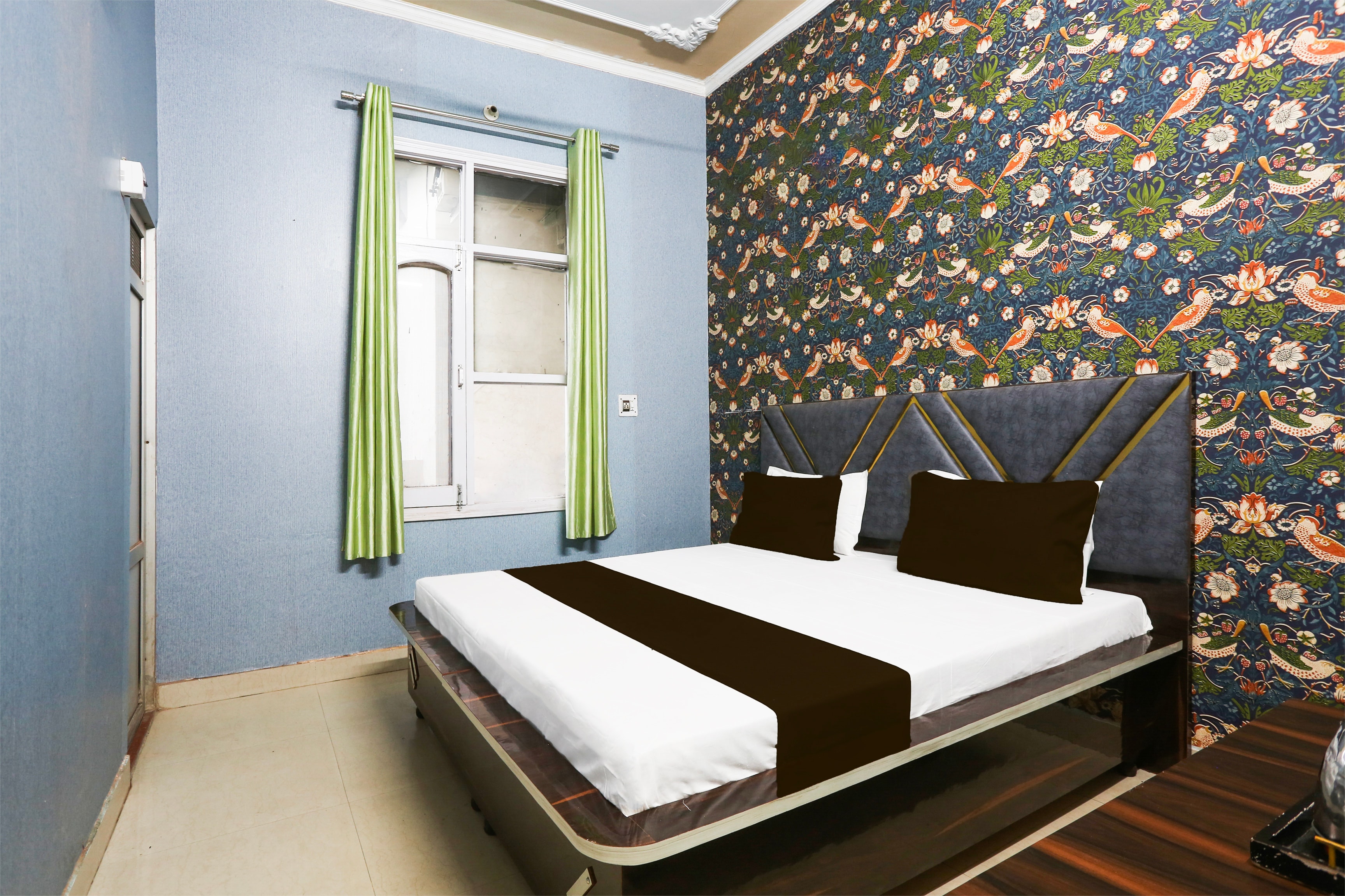 Hotel O Dhindsa Haveli - Tap to explore photos