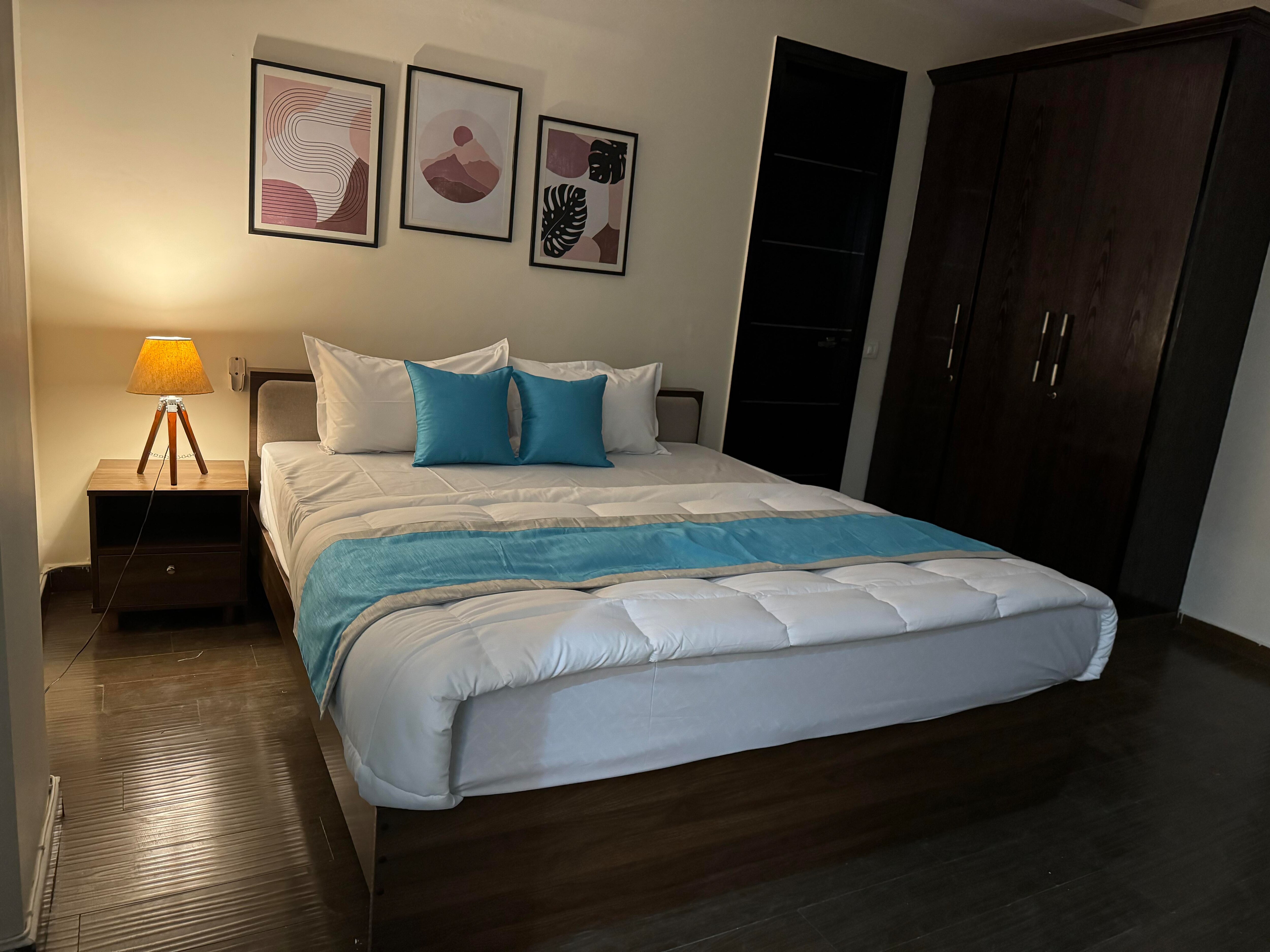 The Lush Homes Sukhdev Vihar - Tap to explore photos