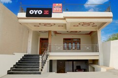 SPOT ON A K Hotal And Restaurant, Soraon