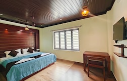 Deluxe Room D