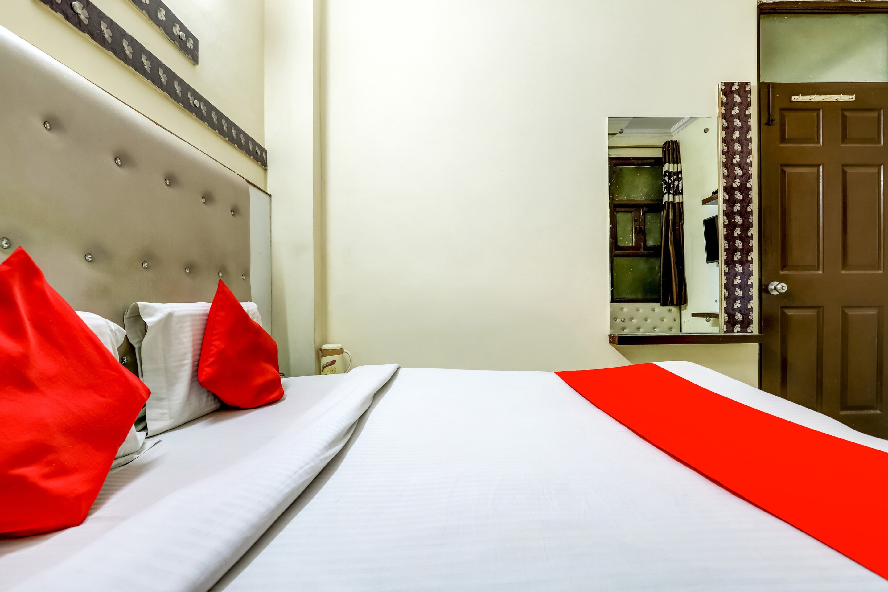 Hotel O Tushar Continental - Tap to explore photos