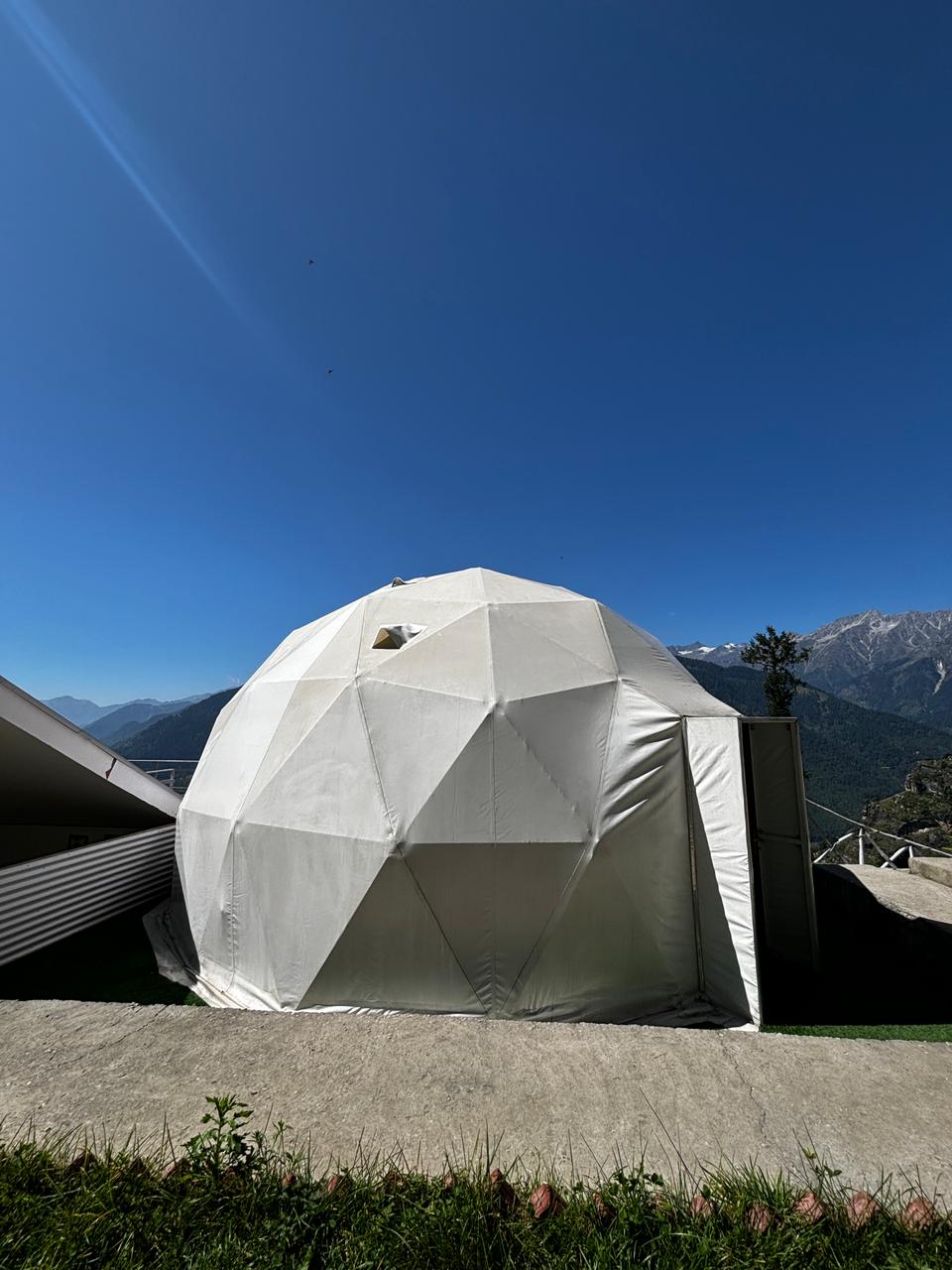 Mystic Heist Resort and Cafe Manali - Tap to explore photos