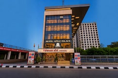 Hotel Apple Palace, Surat