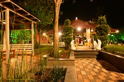 The Reef Lounge Mysuru, Mysore