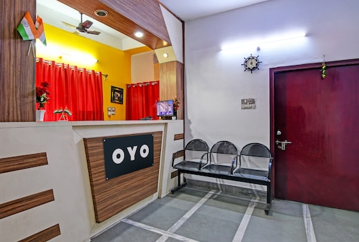 Hotel O Red Rose Near Noapara Metro Station
