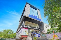 FabExpress Arya Inn, Pune
