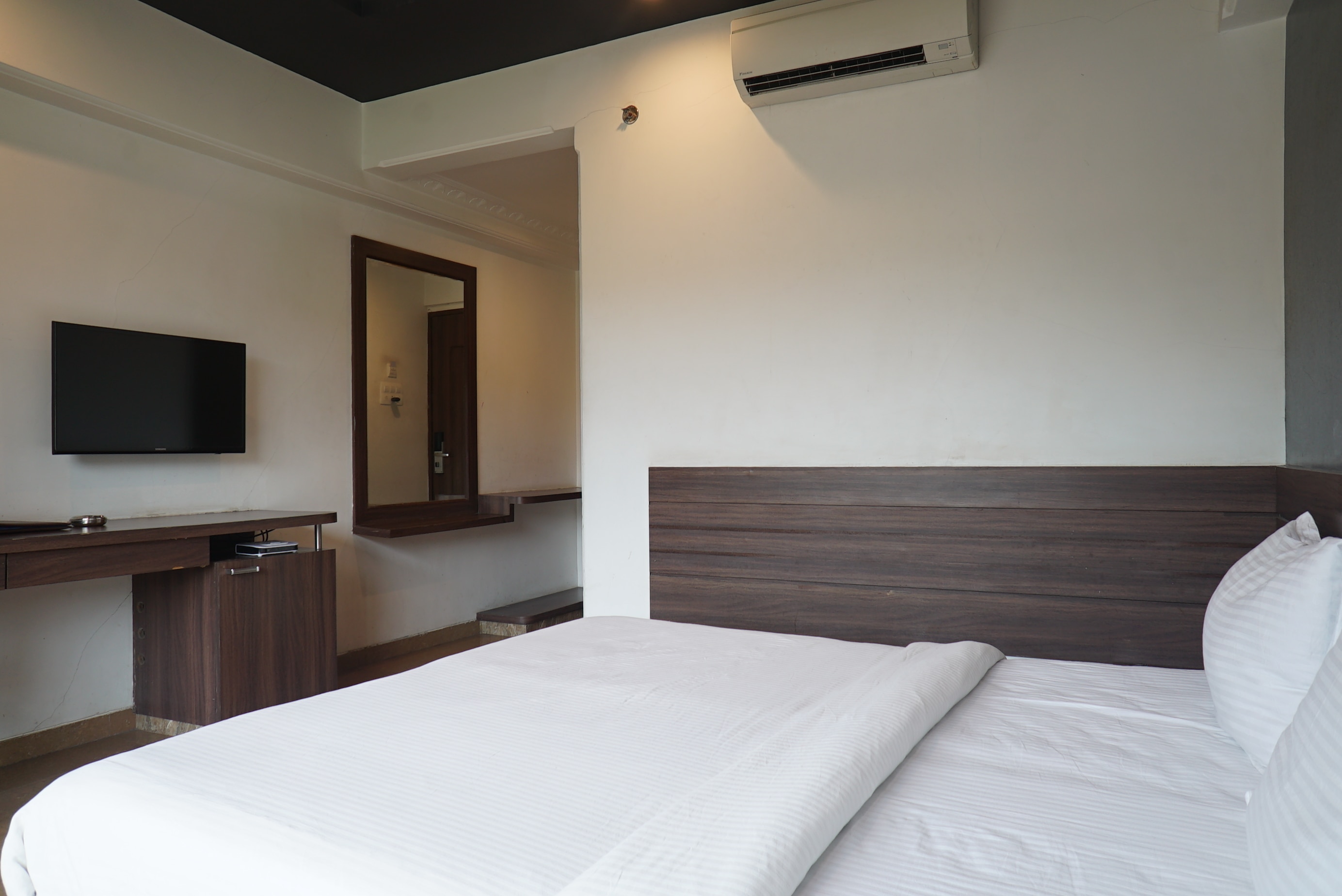 Suite Room 1