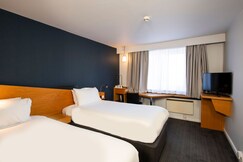 Holiday Inn Express NEWPORT, Caerphilly